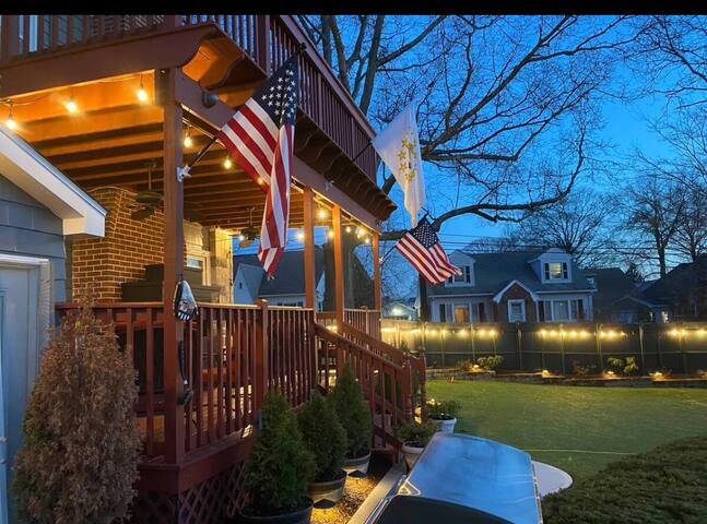 Big Heated Salt water Pool 13 Beds 3 Baths PC AREA gallery image 3