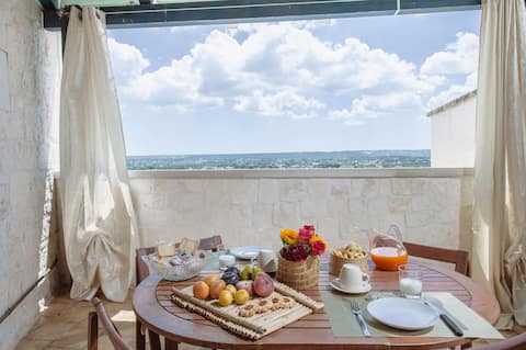 Casa Vacanze Cisternino overlooking Valle d 'Itria