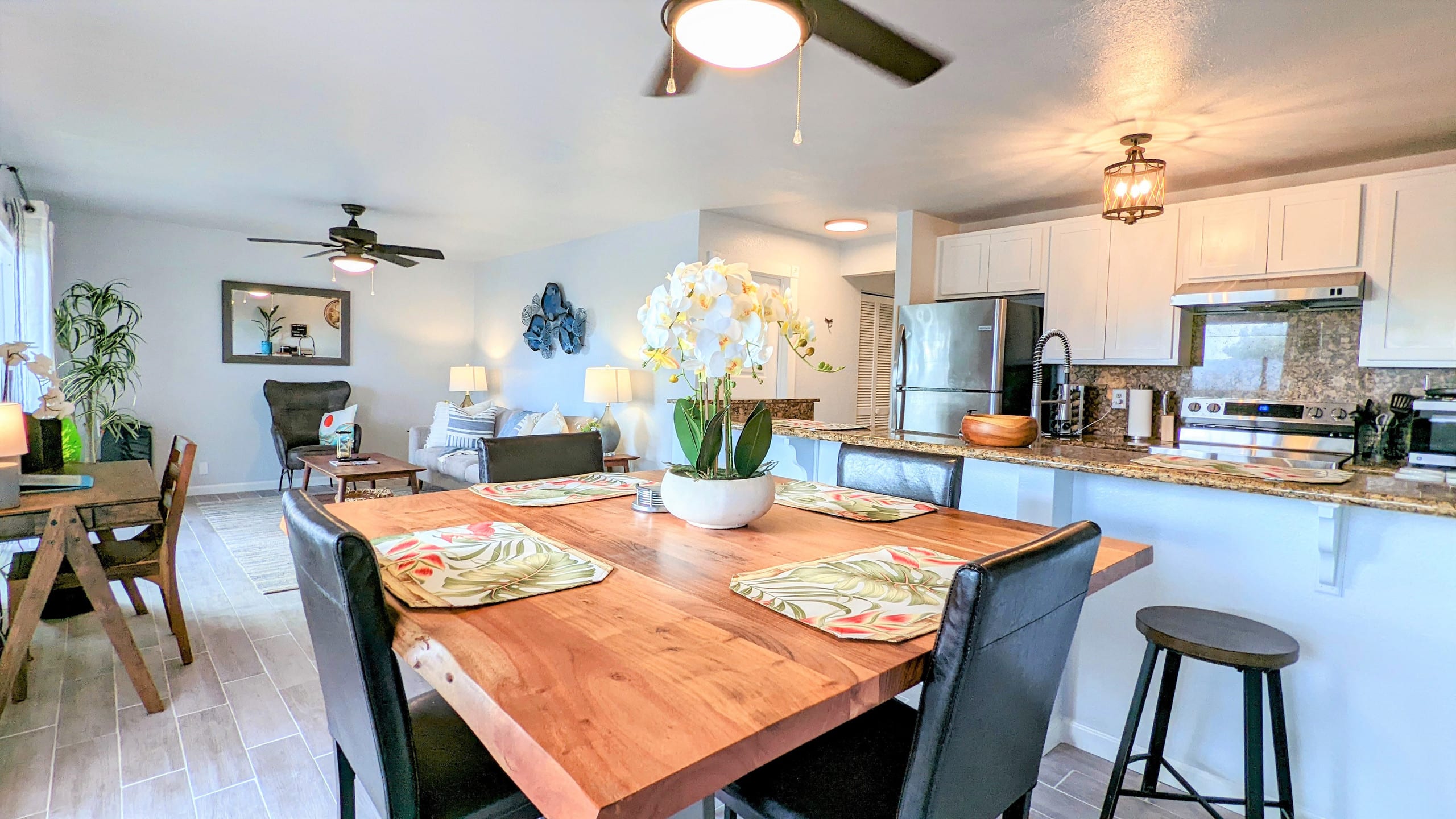 Condo in Kailua-Kona · ★4.87 · 2 bedrooms · 3 beds · 2 baths - Image 1