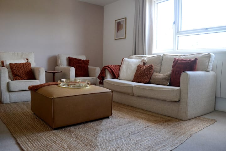 Stylish 2 Bedroom Flat Close To Beach And Town - Falmouth University - Falmouth Campus