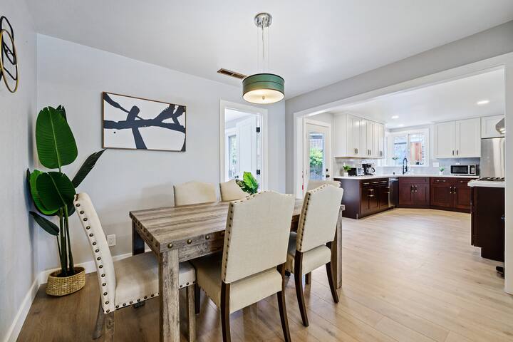 BRAND NEW! Modern 6B/3B Home in Redwood City gallery image 3