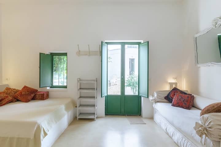 Dhoma 1/Lounge njësi kryesore