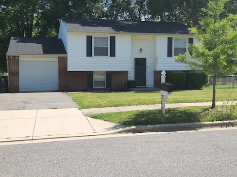 Newly renovated  2 bathroom 2 bedroom home