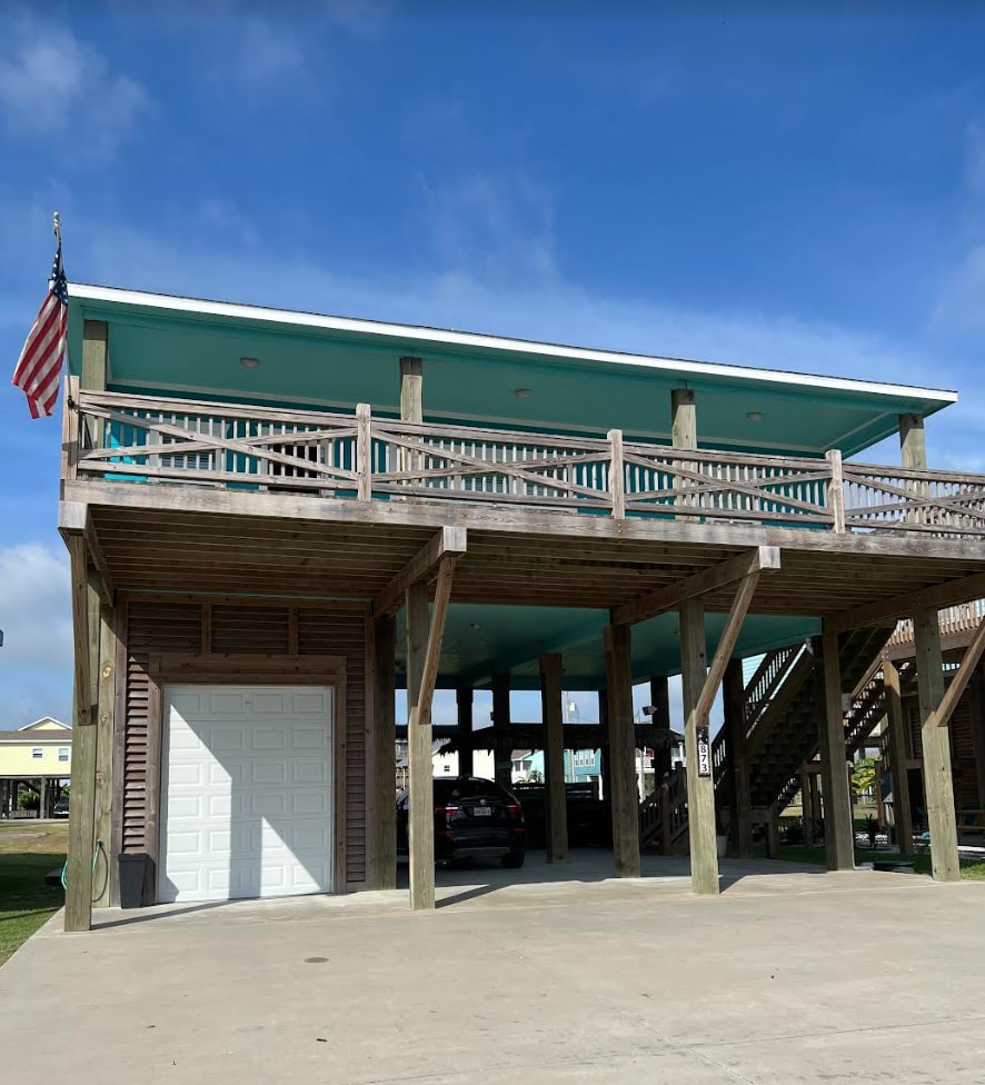*New* Happiest House on Crystal Beach !! Houses for Rent in Bolivar Peninsula, Texas, United