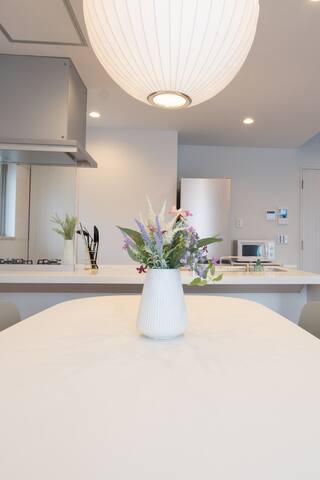 Elegant apartment with balcony view gallery image 3