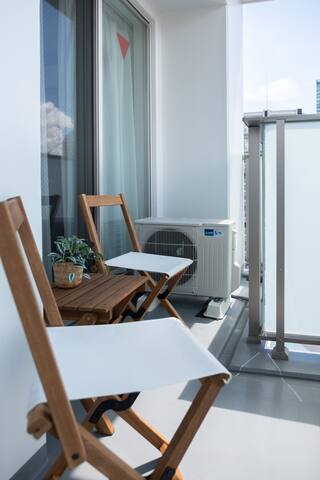 Spacious apartment with irresistible balcony view gallery image 5