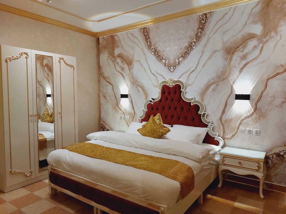 เตียงขนาดใหญ่ 2 เมตรในผ้ากำมะหยี่นุ่มและหรูหรา 2 เมตรพร้อม
The Imperial Bed by Sleep Cay คุณภาพสูงให้ความรู้สึกสบายและผ่อนคลายตลอดการเข้าพัก