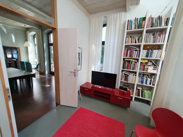 Center - Artist Studio With Garden - Berlin
