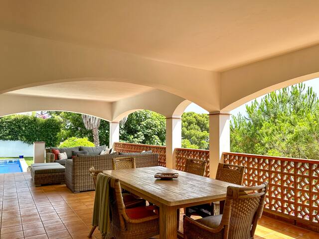 Swimming pool, sea view 500 metres from the beach gallery image 5