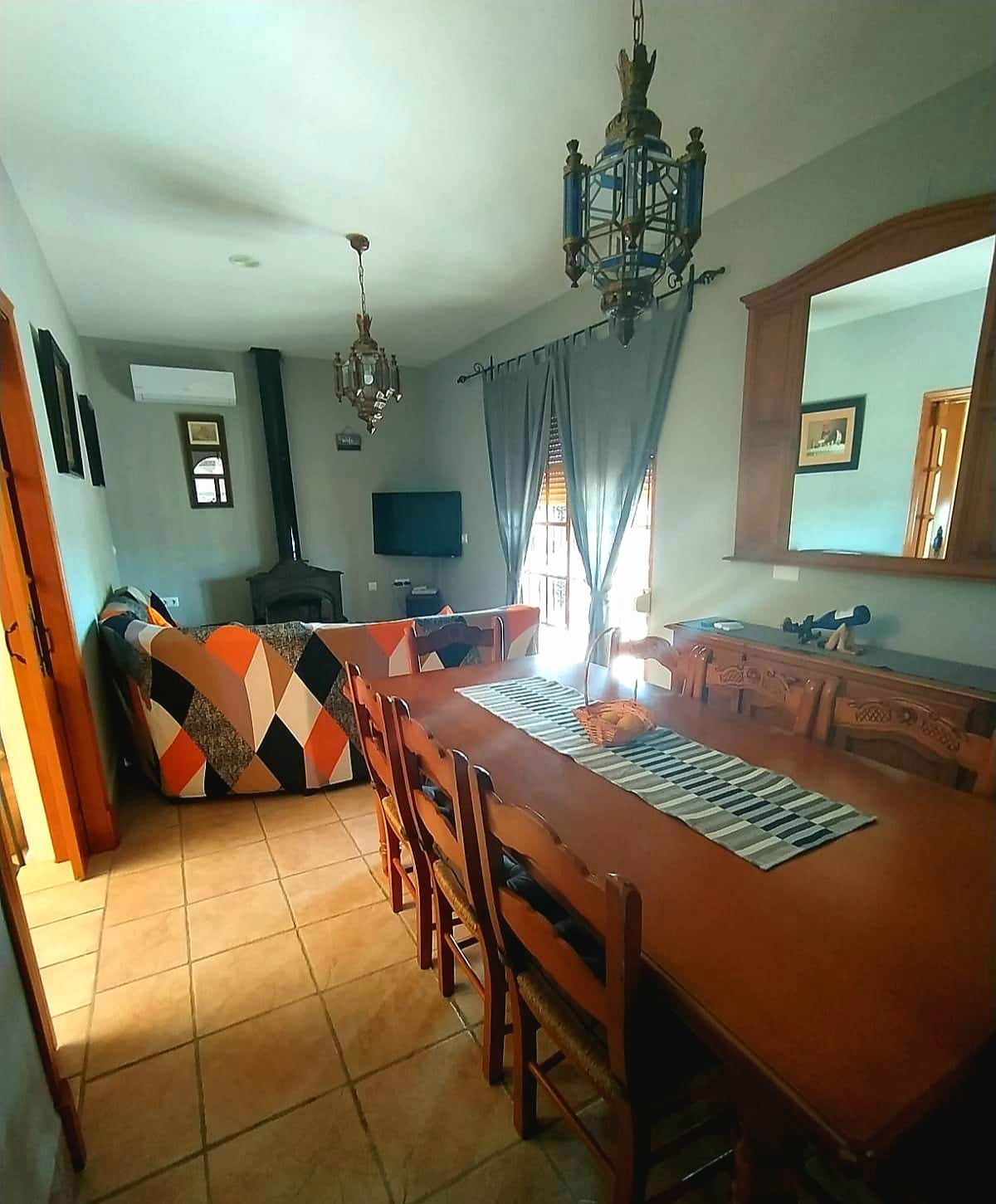 Annonce Airbnb populaire: Andalusian villa with 4 bedrooms & pool à Arcos De La Frontera