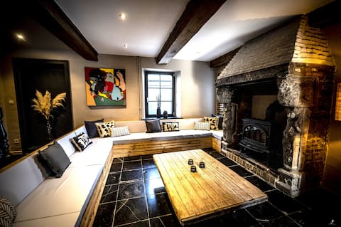 Popular Airbnb listing: L'Amont des Cascatelles. Sauna and jacuzzi in Dinant