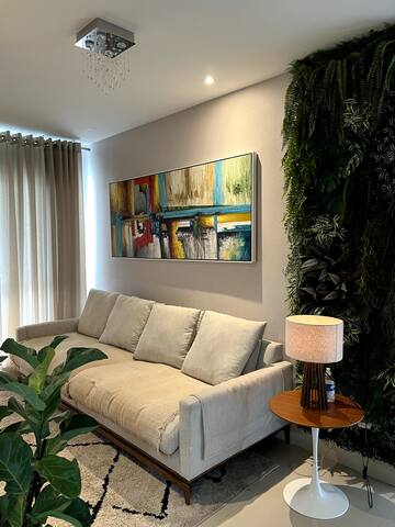 Lovely 2-bedroom condo with pool gallery image 4