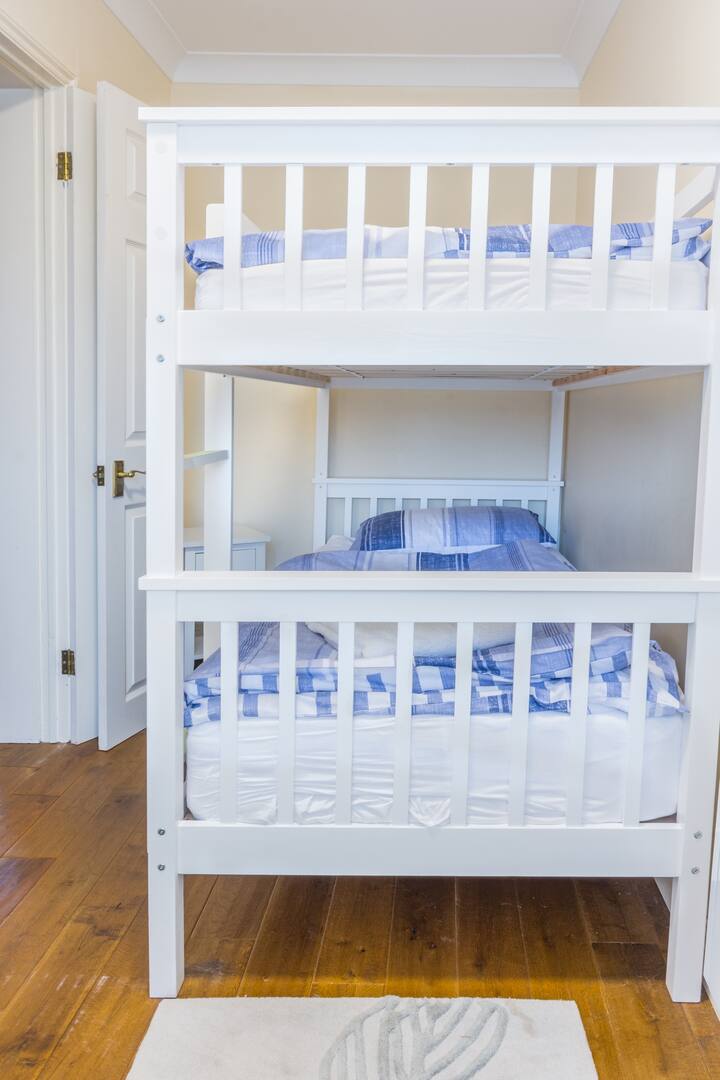 Camas de tamaño adulto