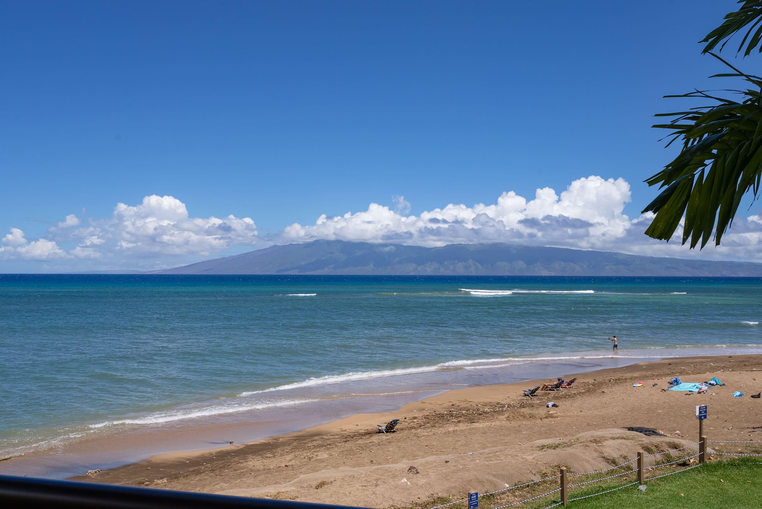 Condo in Lahaina · ★4.83 · 2 bedrooms · 4 beds · 2 baths - Image 32