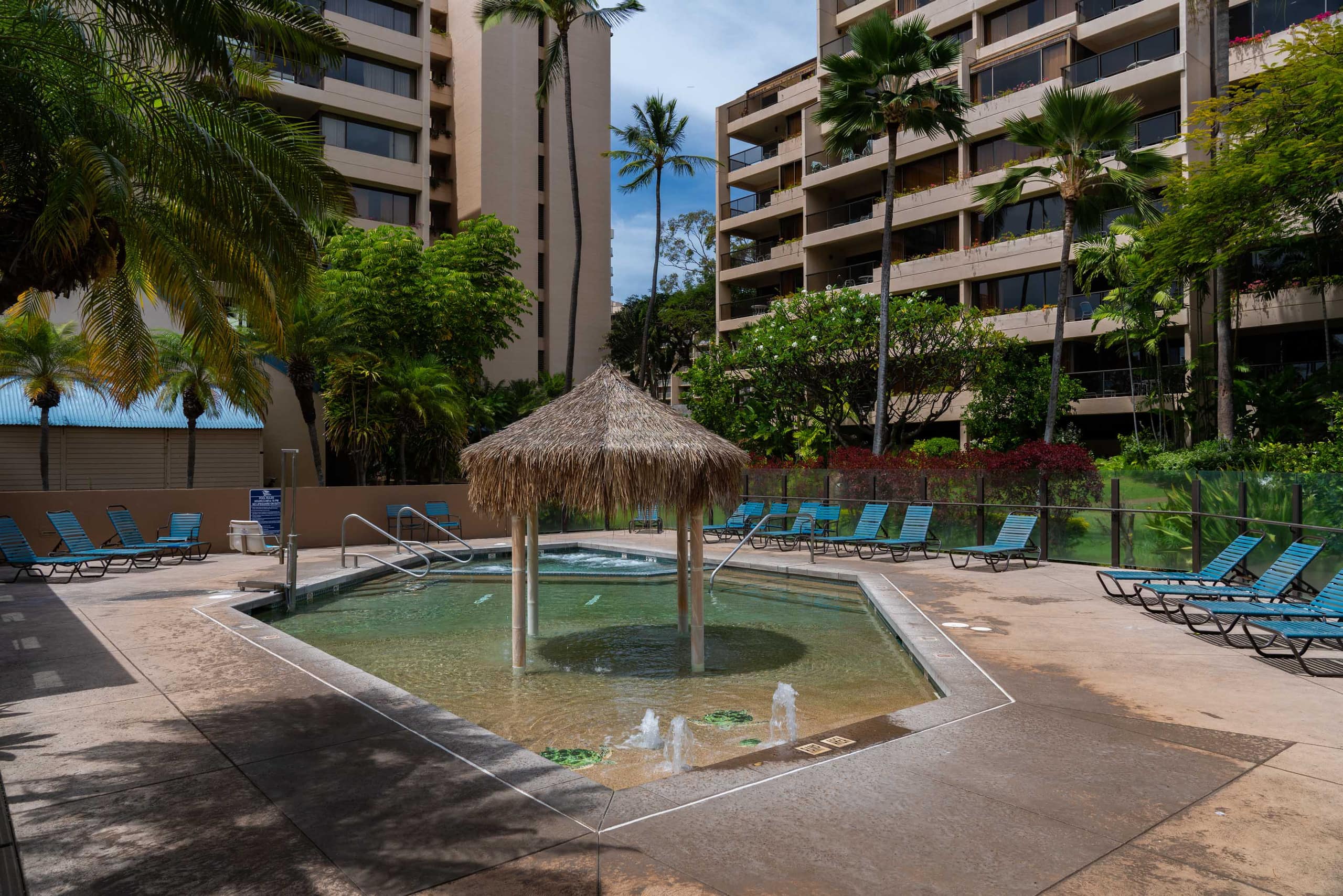 Condo in Lahaina · ★4.83 · 2 bedrooms · 4 beds · 2 baths - Image 38