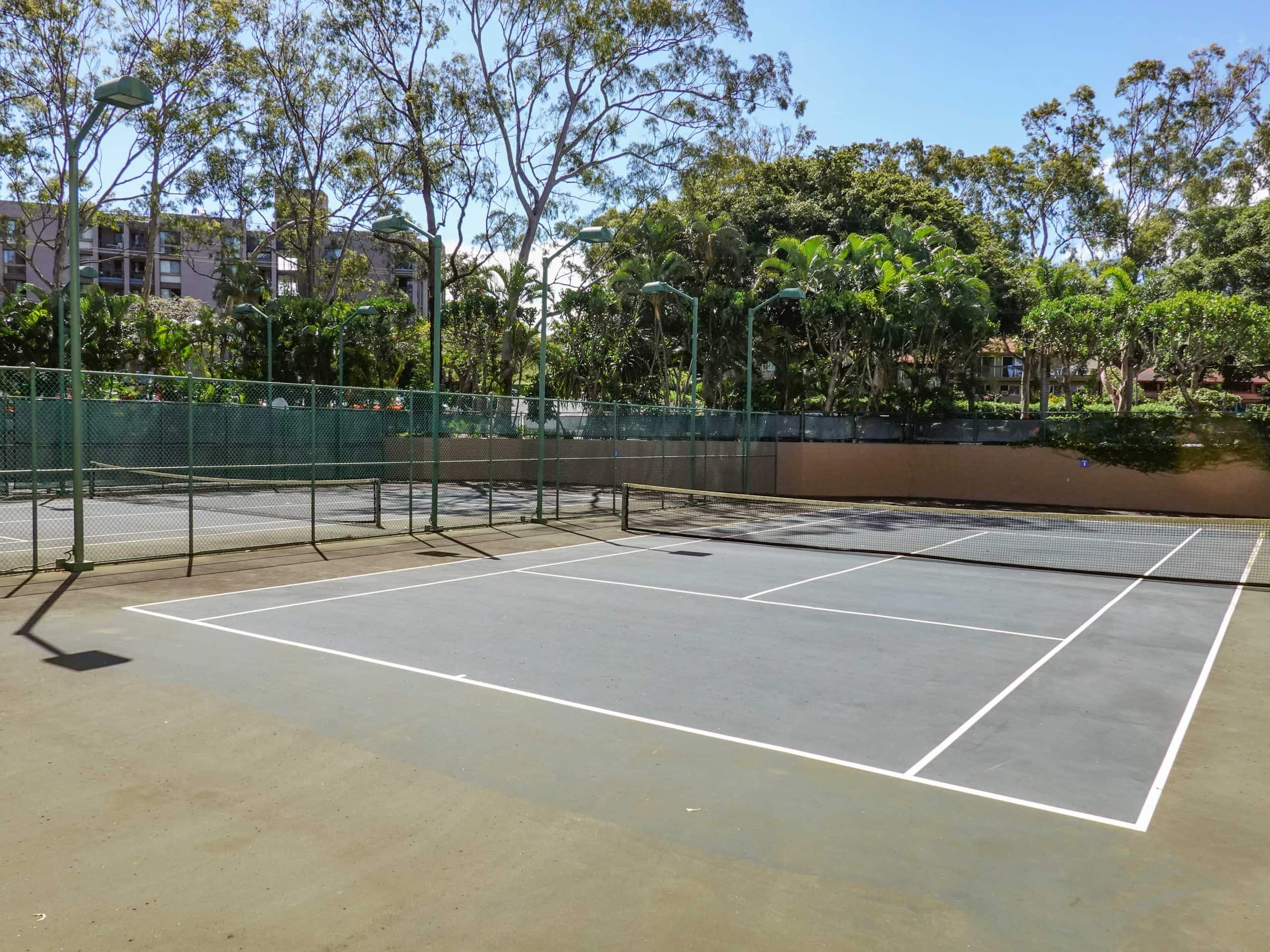 Condo in Lahaina · ★4.83 · 2 bedrooms · 4 beds · 2 baths - Image 36