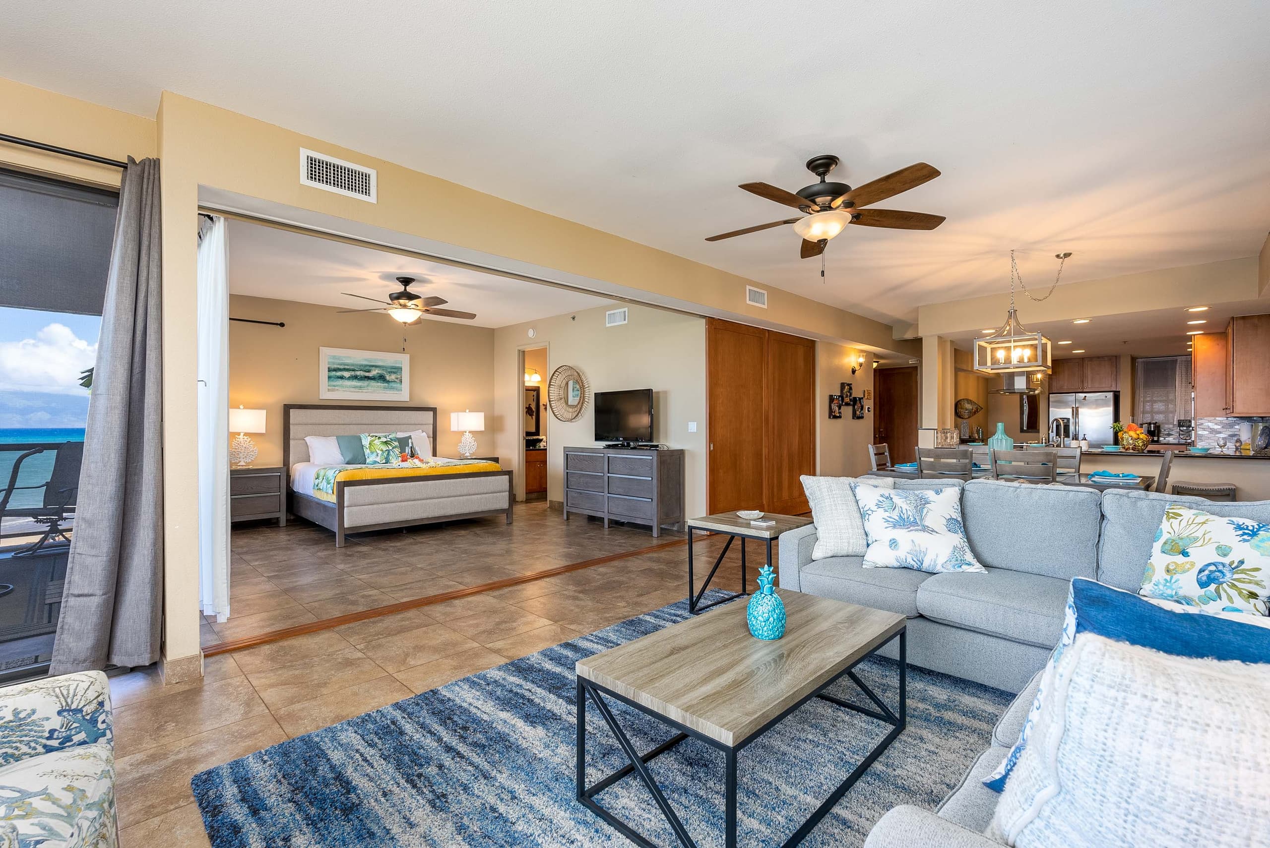 Condo in Lahaina · ★4.83 · 2 bedrooms · 4 beds · 2 baths - Image 5