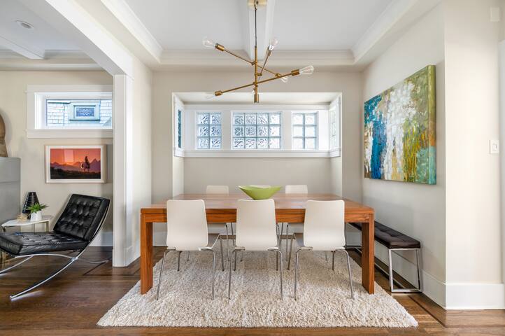 Bright Beautiful 3-Bedroom Duplex in Kitsilano gallery image 2