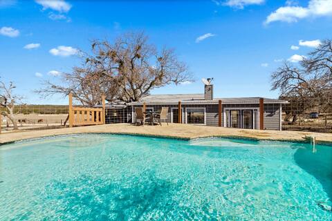 100 Acre Ranch House | Sleeps 20 | Pool | Animals