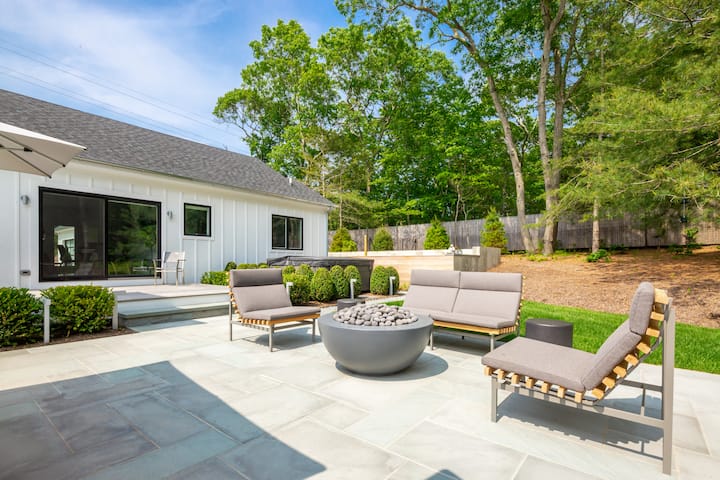Patio image 1