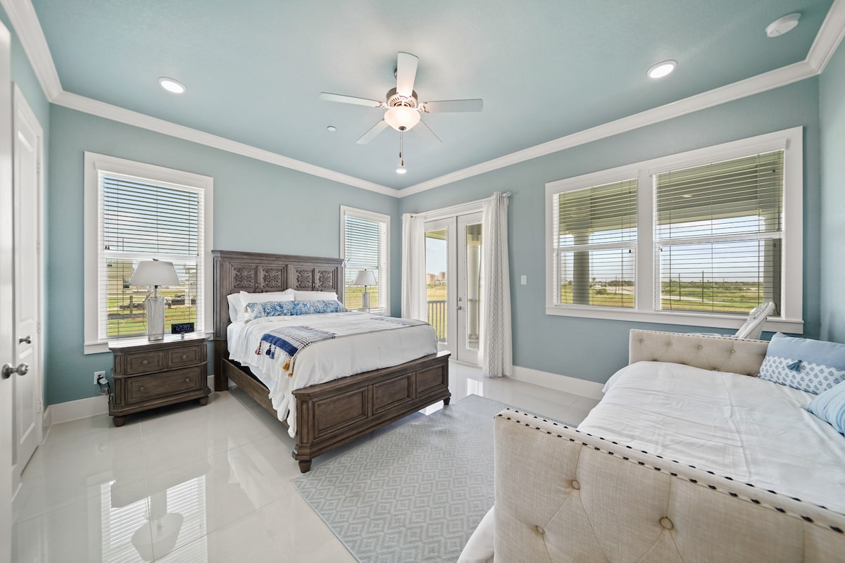 Teresa's Beach House — photo 13