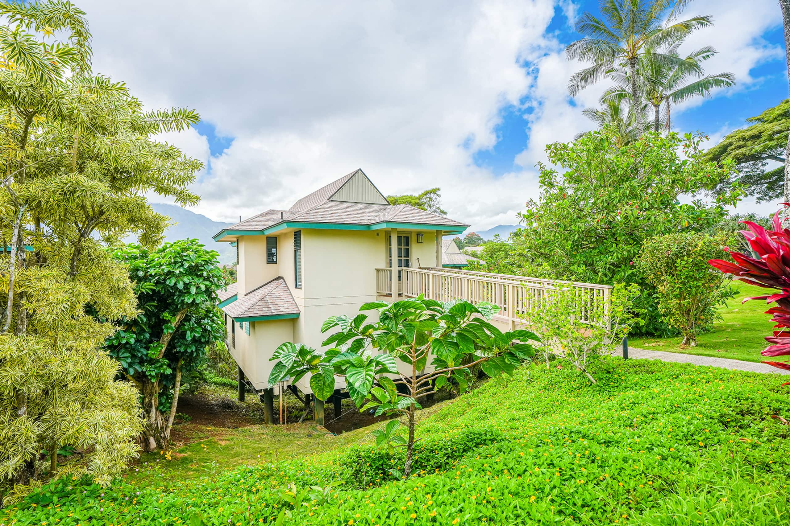 Spacious Princeville Retreat w/ Hanalei Bay View! - Photo 38