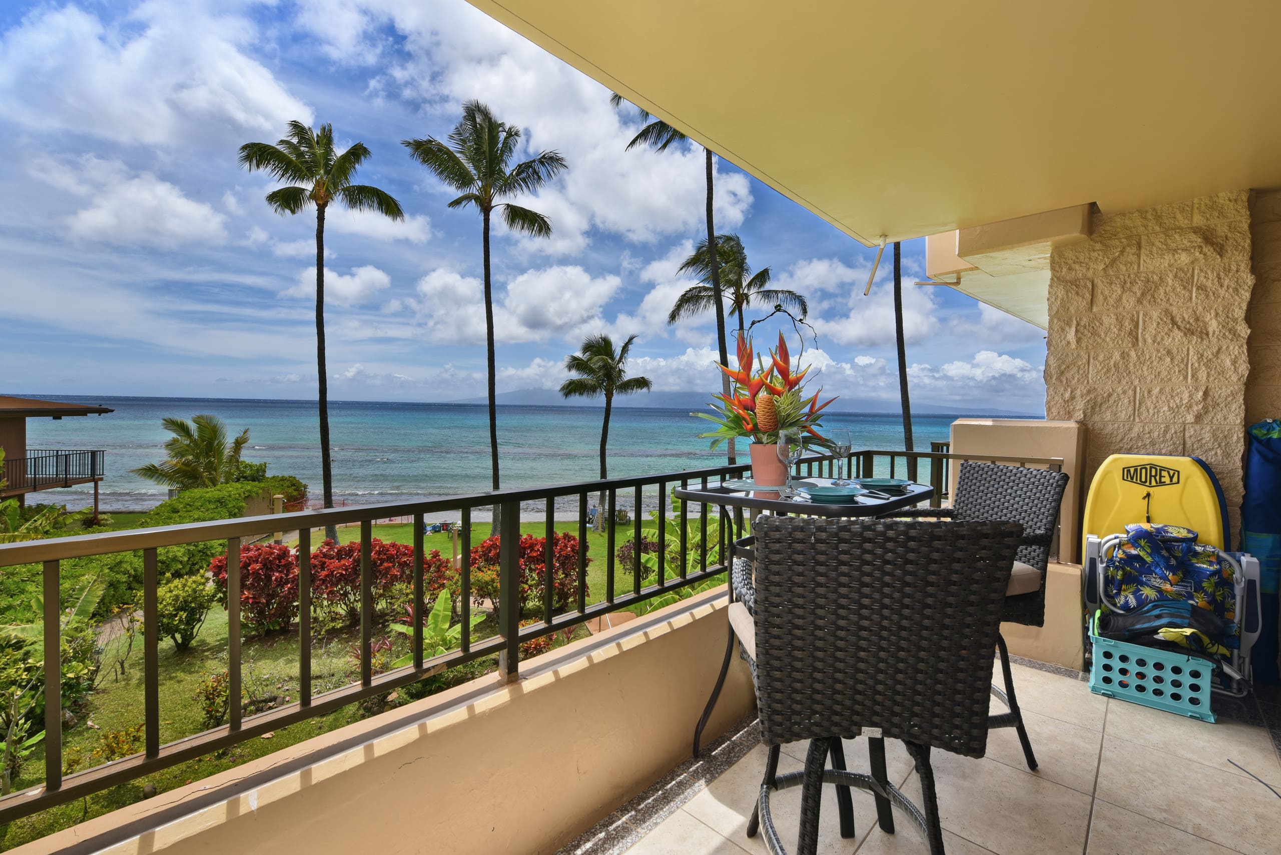 Condo in Lahaina · ★4.94 · 1 bedroom · 1 bed · 1 private bath - Image 6