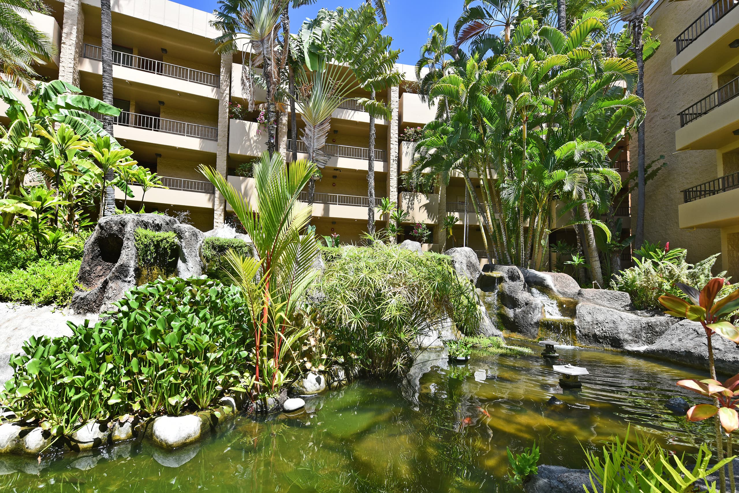 Condo in Lahaina · ★4.94 · 1 bedroom · 1 bed · 1 private bath - Image 35
