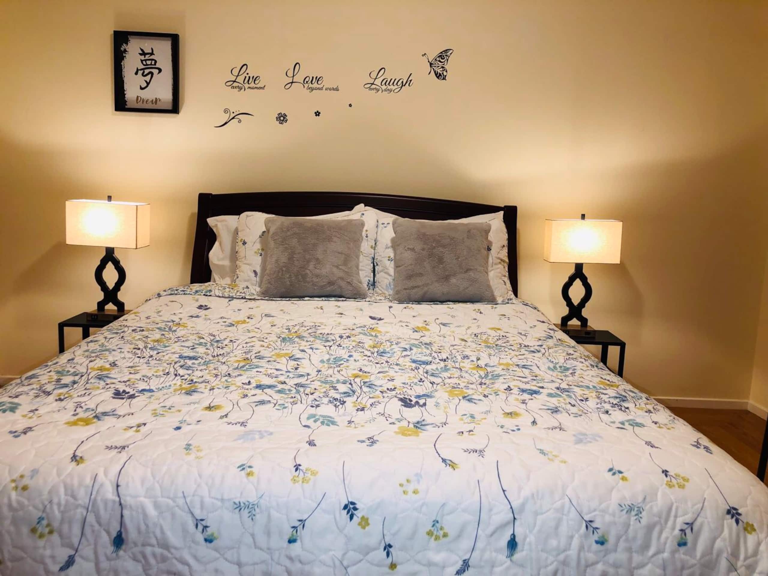 Home in San Francisco · ★4.92 · 2 bedrooms · 3 beds · 1 bath - Image 21