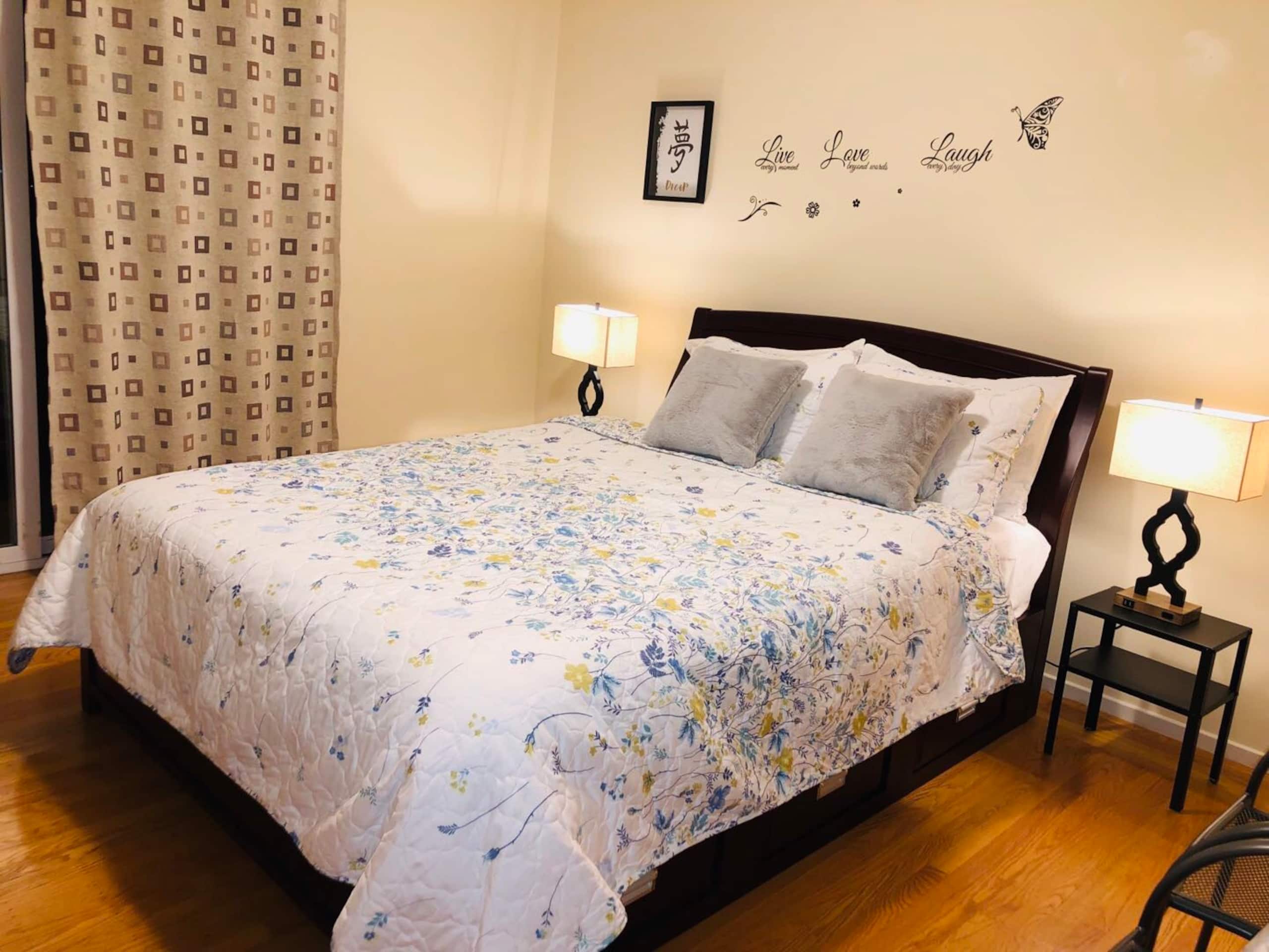 Home in San Francisco · ★4.92 · 2 bedrooms · 3 beds · 1 bath - Image 22