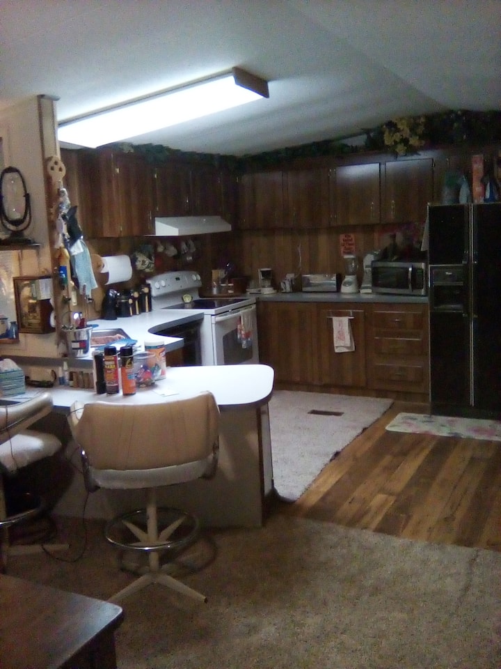 Cozy Home, Away From Home. - Gun Barrel City