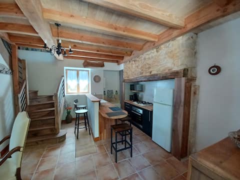 Leonie and Lucien's setting.