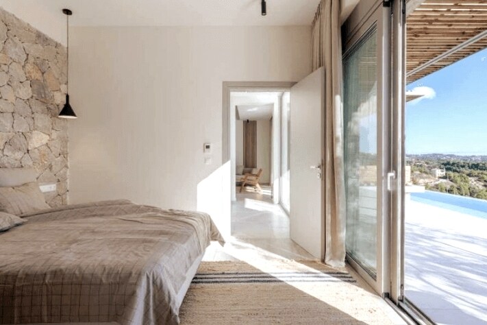 ห้องนอนใหญ่