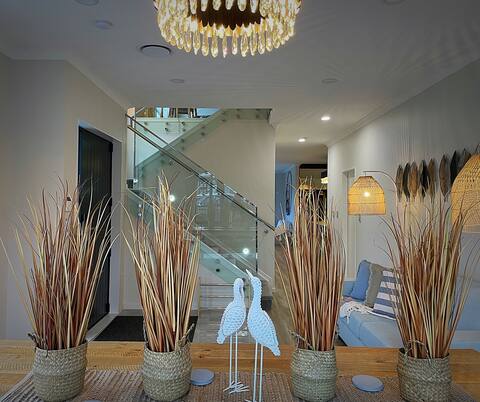 7 Bedroom Exclusive Residence