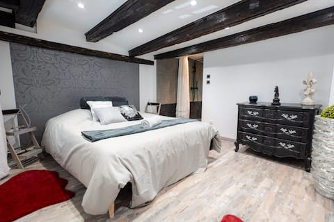 ♞Appartement des chevaliers ♞ | Designed by C.M