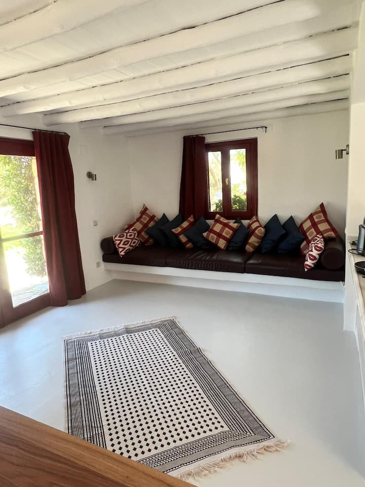 Red Stone House - Çeşme