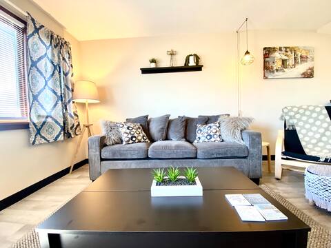The Marqee~Close to University~Spacious~Cable