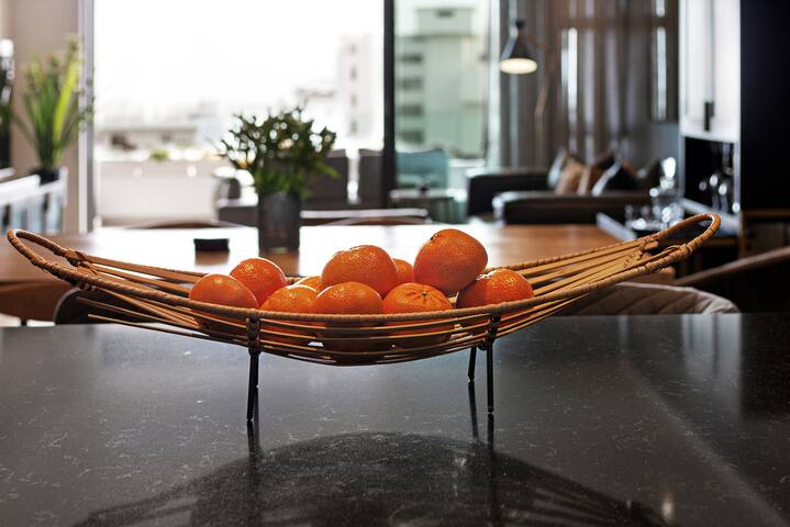 Vibrant Living in the heart of Sea Point (Apt 702) gallery image 4