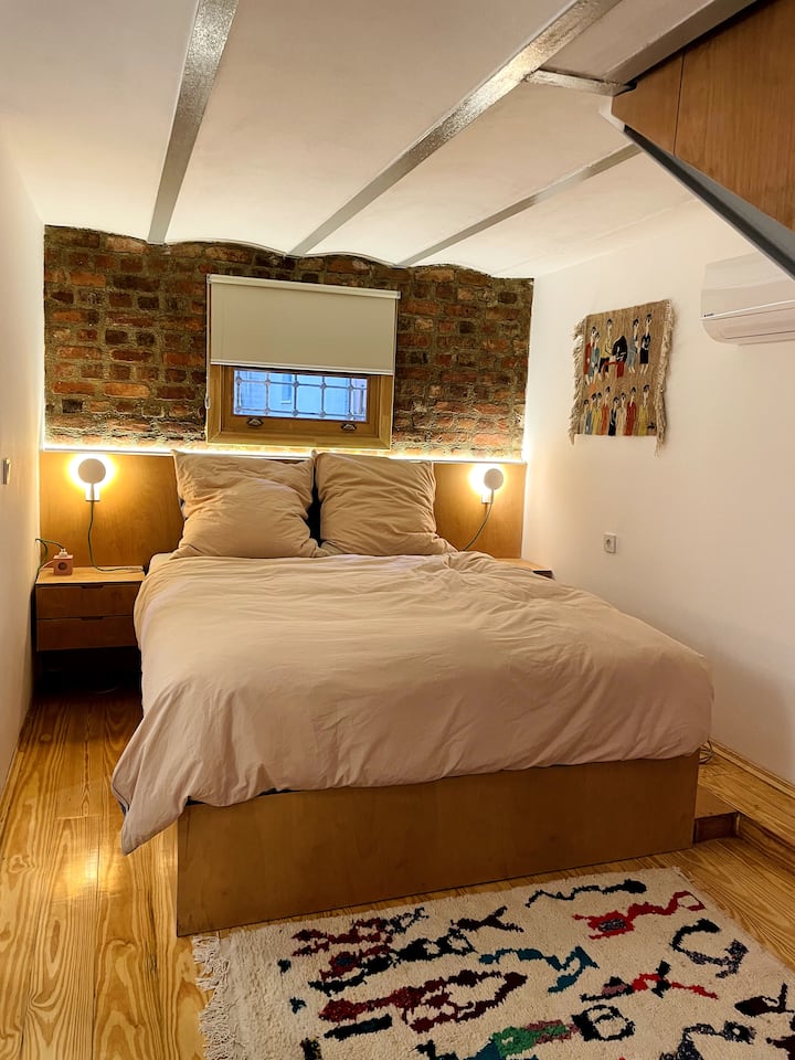 პირველი სართული - საძინებელი 