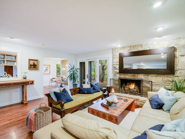 Home in Austin – Westlake Hills Retreat gallery image 5