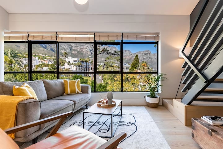 Mountain View Penthouse gallery image 3