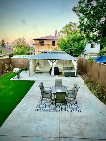 Breathtaking 6BR/3BA in the heart of San Jose! gallery image 2