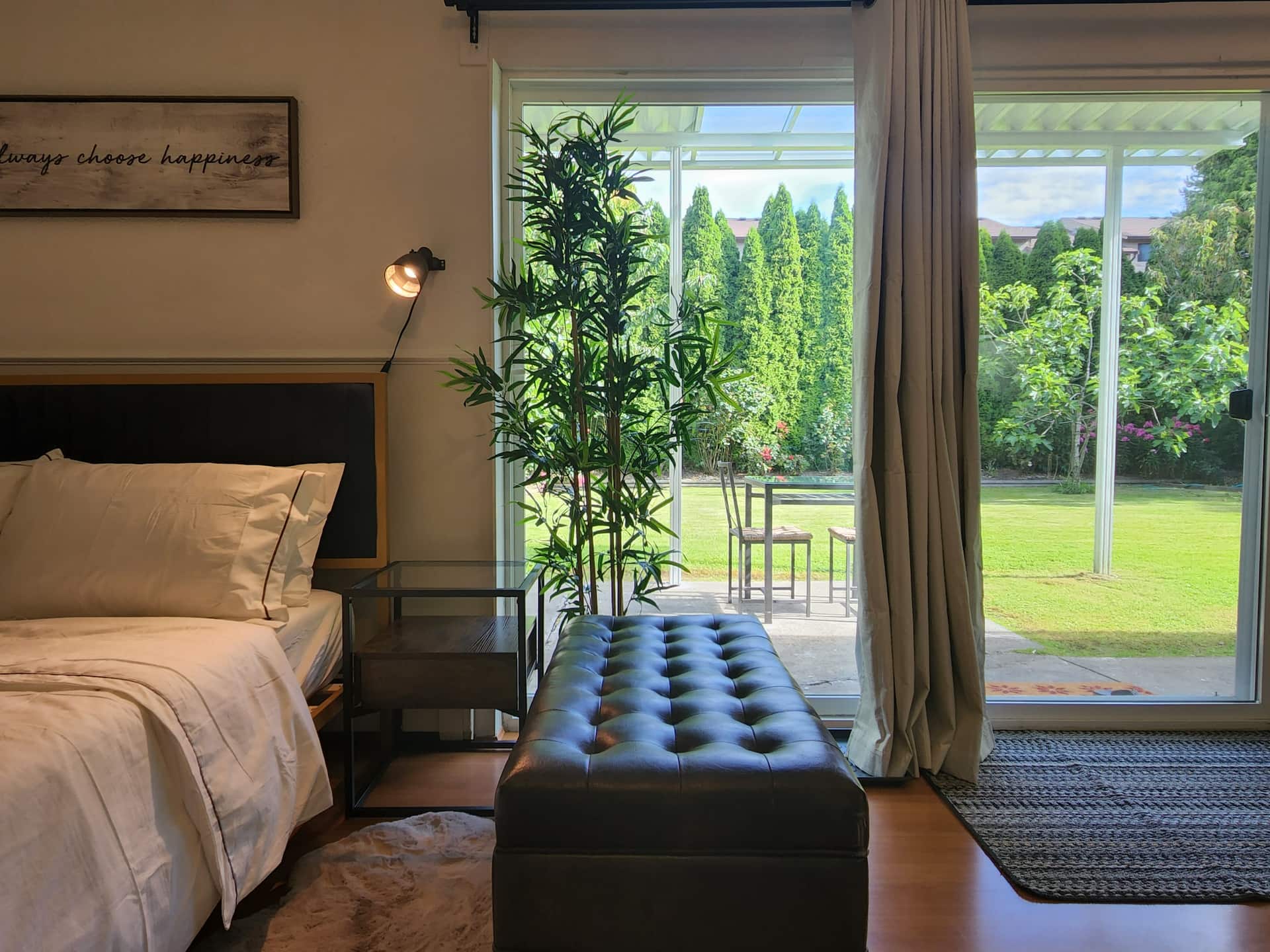 Indoor ~ Outdoor | Garden Oasis | Private Entrance