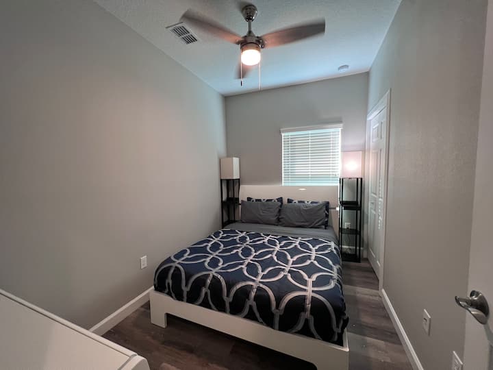 საძინებელი 1