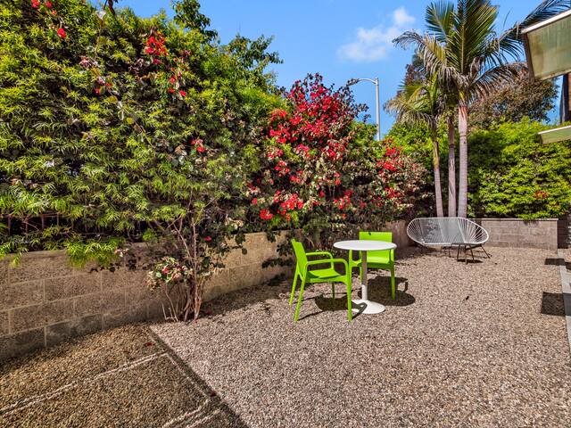 Modern Industrial Venice Home: 360 Degree Rooftop gallery image 4