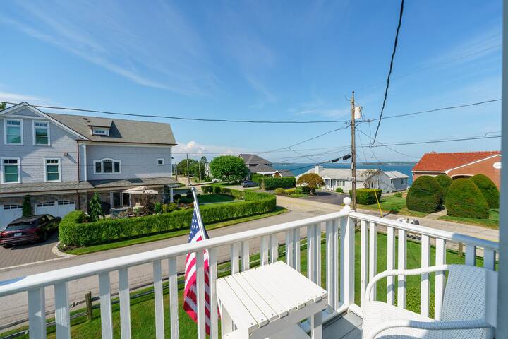 Colonel John’s Classic New England Cape gallery image 3