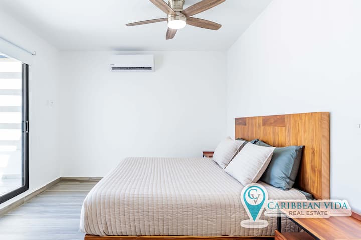 Chumba cha kulala w/ 1 kitanda cha ukubwa wa kifalme na AC 