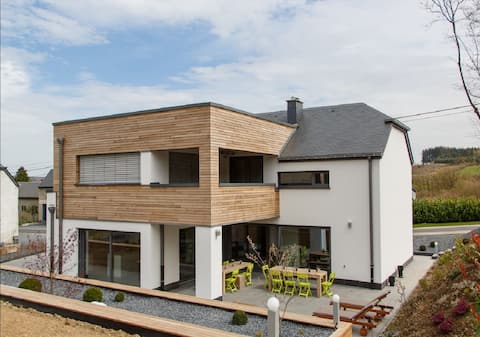 House in the Ardennes, sauna and hot tub –14guests