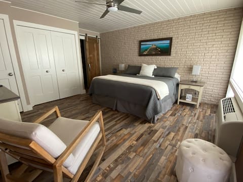 Legacy UpNorth - Petoskey Lake Front Home