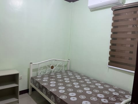Macaraig Apartment Unit F 1 BR with Free Parking